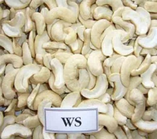 Fresh cashew kernels